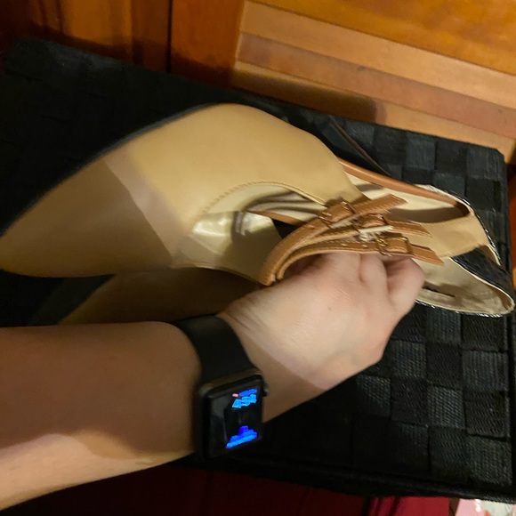 Heels - Picture 5 of 9